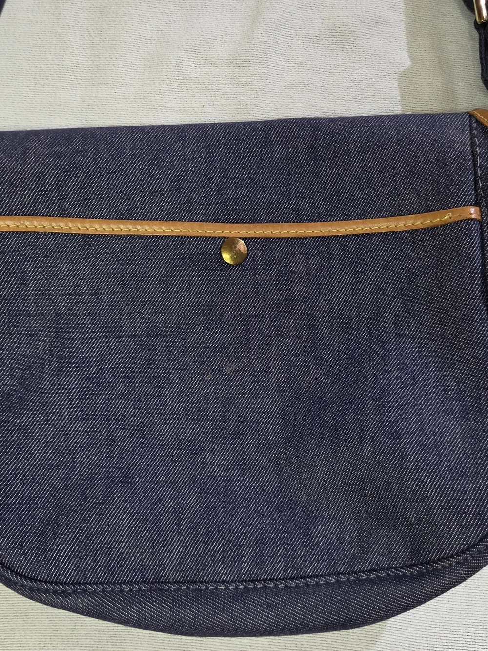 VINTAGE DOONEY & BOURKE DARK DENIM & LEATHER TRIM CROSSBODY PURSE